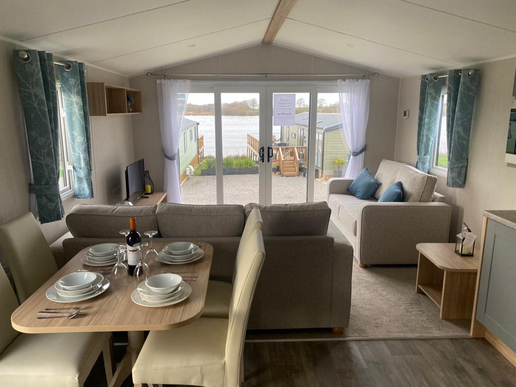 Swift Moselle Lodge 40 x 13 2 bedrooms