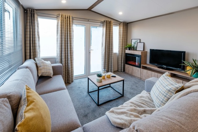 Victory Stonewood, New, 37×12, 2 Bedroom