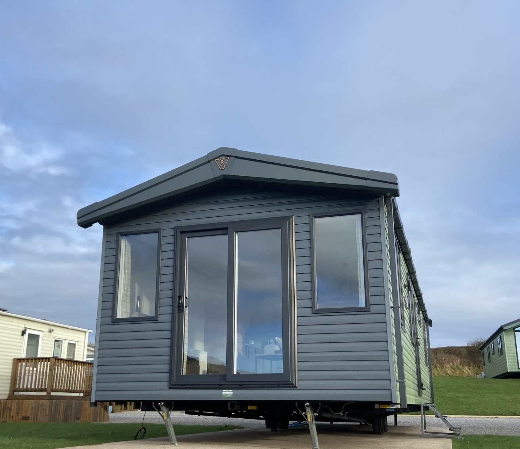 Victory Stonewood, New, 37×12, 2 Bedroom